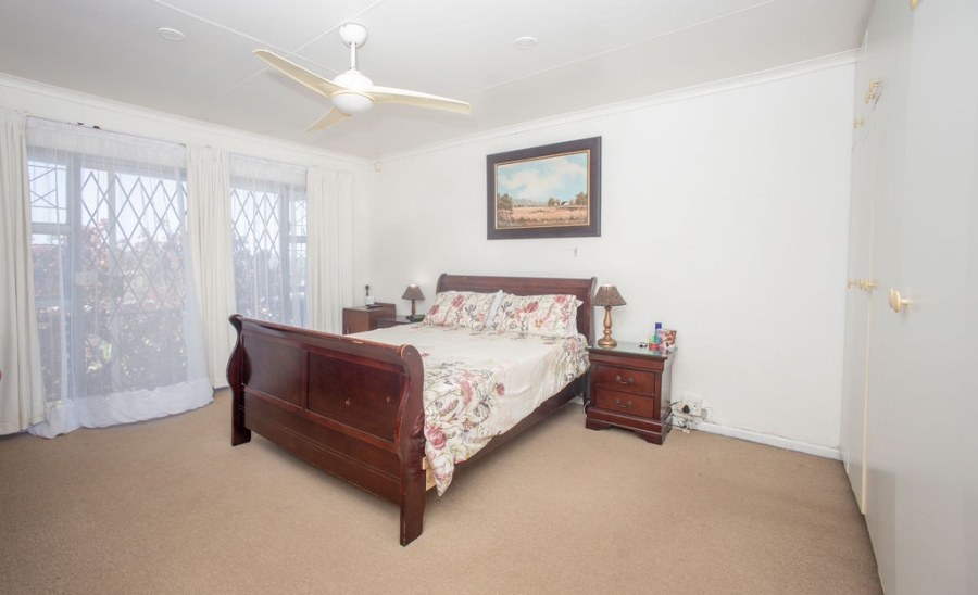 4 Bedroom Property for Sale in Queensberry Bay Eastern Cape